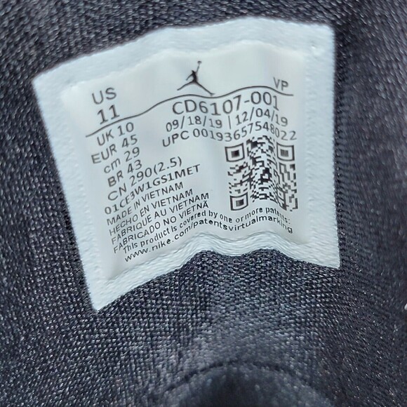 Jordan Maxin 200 Mens Size 11 Basketball Shoes Black Red White CD6107 001 2019 - Picture 10 of 10